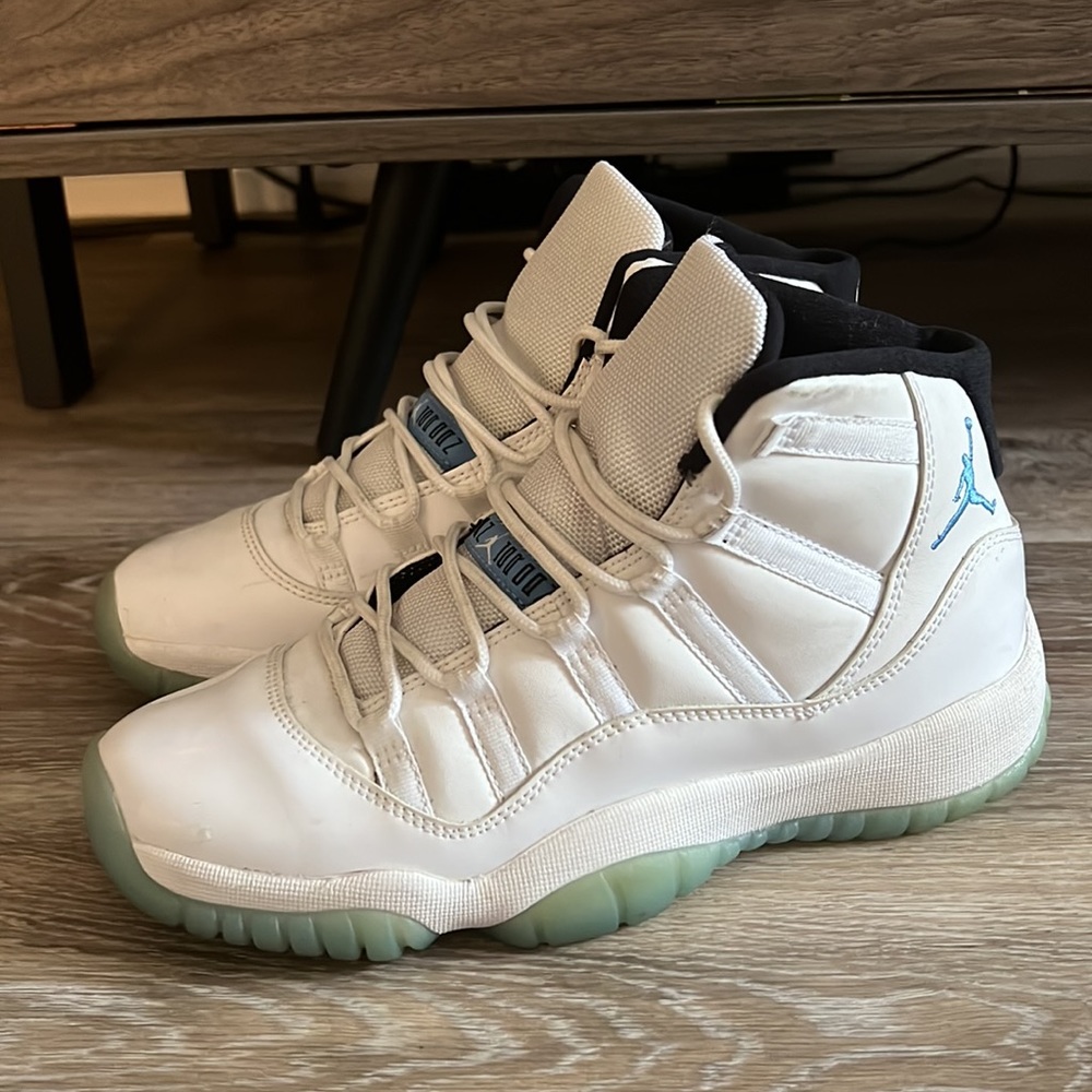Jordan 11 Retro - Legend Blue (2014) (GS) - Size 6Y